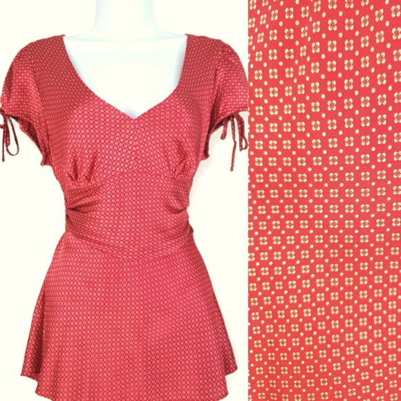 Express Design Studios Tops - NWOT Express red geometric print silk  tie back blouse top Womens Medium